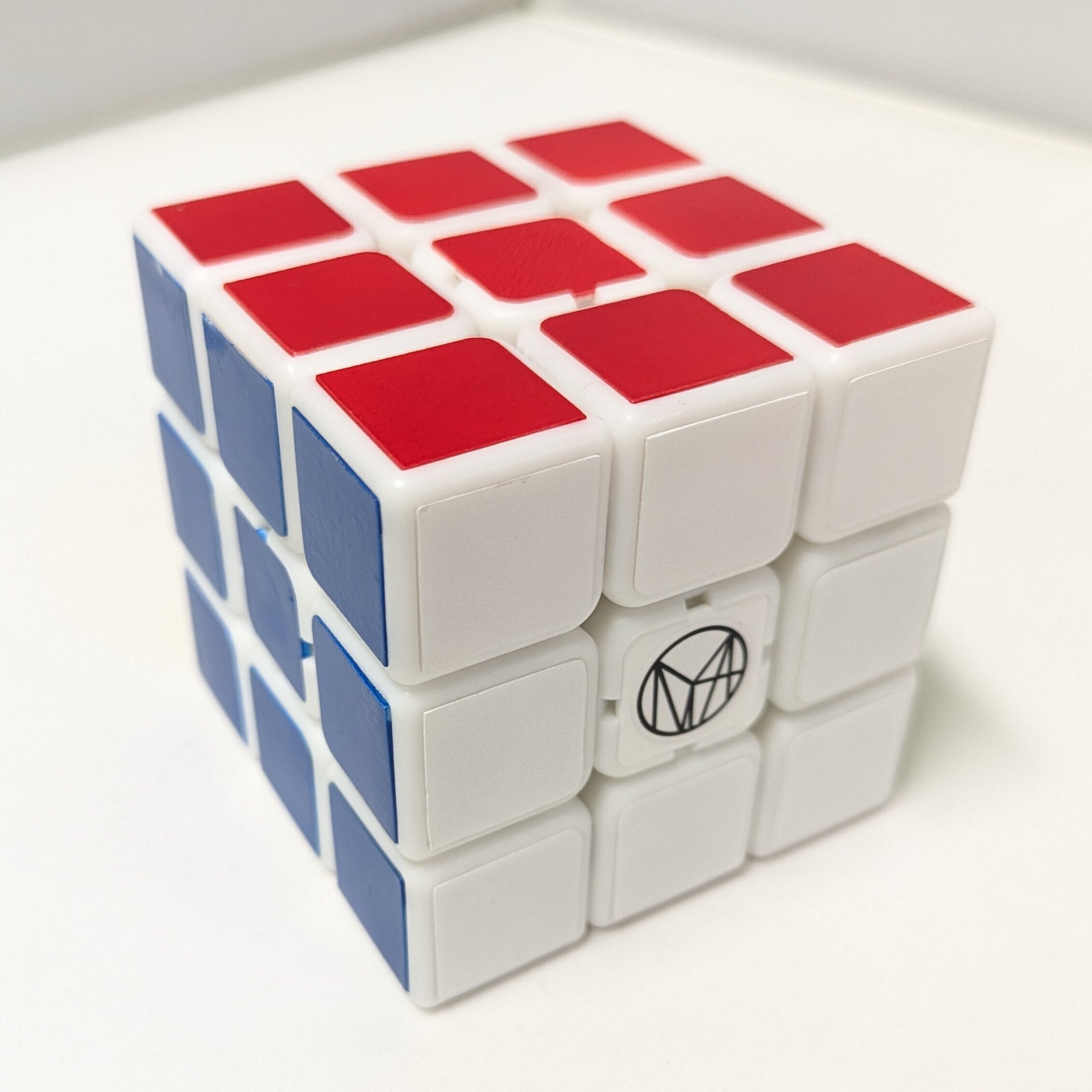 Rubik’s Cube Alarm 本体写真